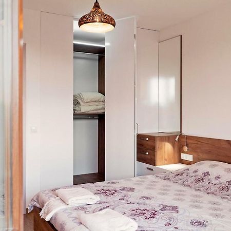 Center Apartment With Amazing View Sofia Exterior foto